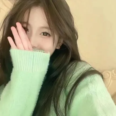 【深夜美食】《爱吃拉面的小泉同学》早见明里：为了吃遍全日本最好吃的拉面，女高中生的狂热日常